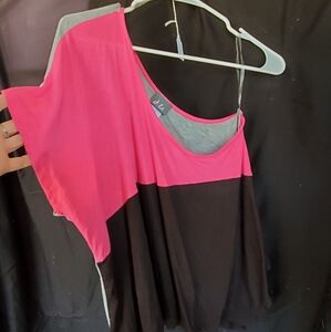 Dots tri color one shoulder top